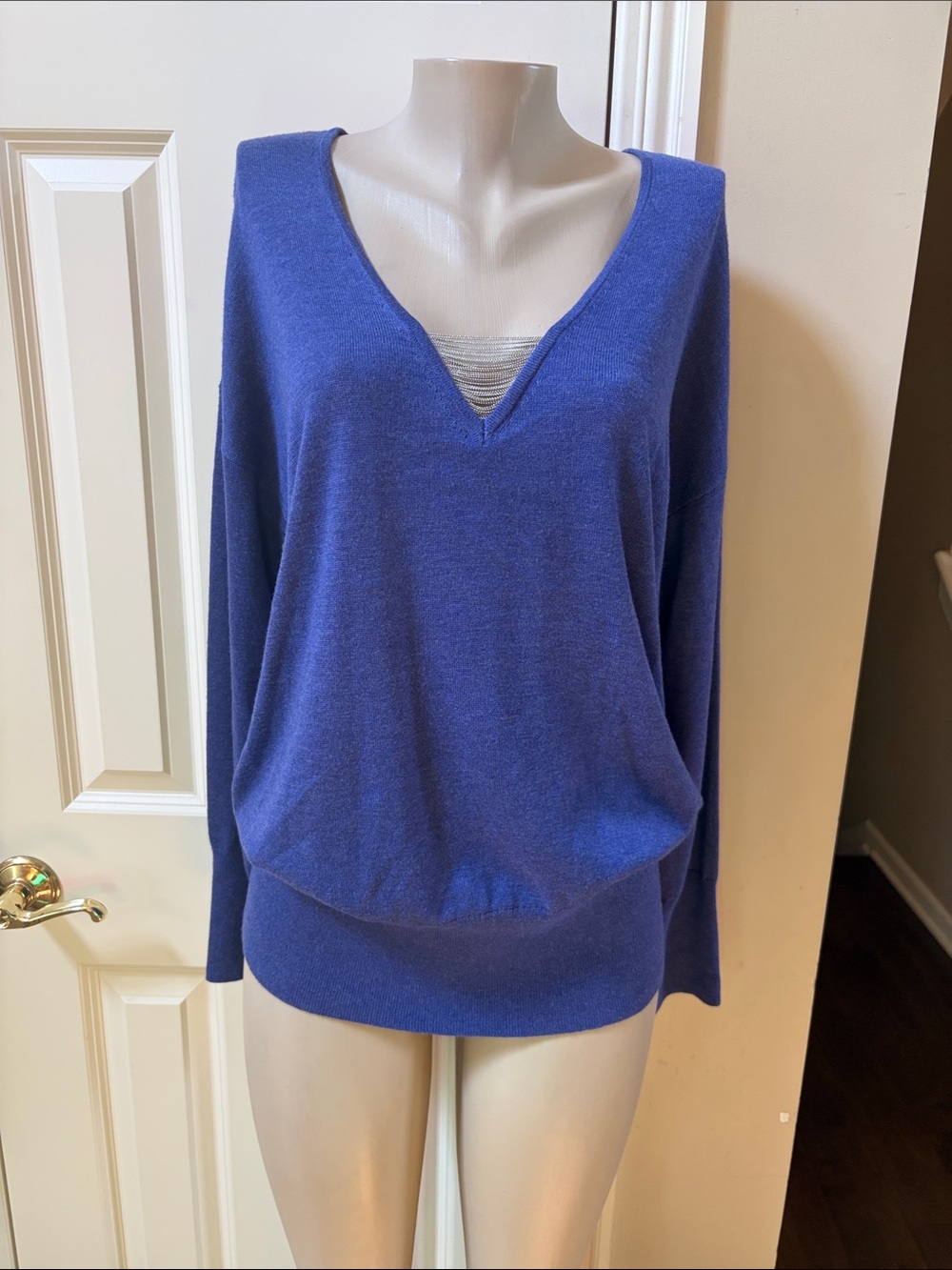 White House Black Market Deep V-Neck Sweater in Heathered Violet  Blue color,XLP